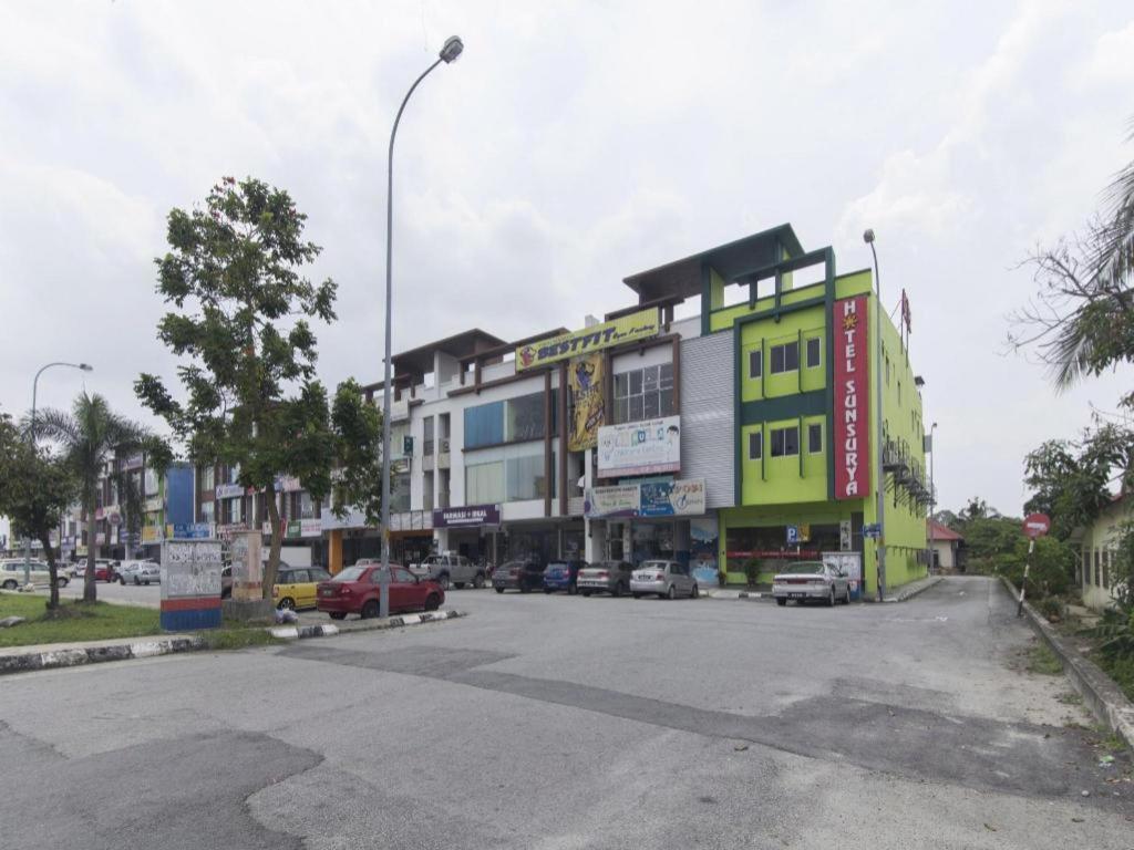 Hotel Sunsurya Klang Extérieur photo